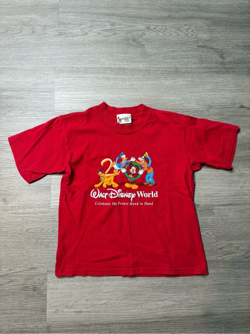 Walt Disney World 2000 Mickey Mouse Red Kids size small Graphic Tee